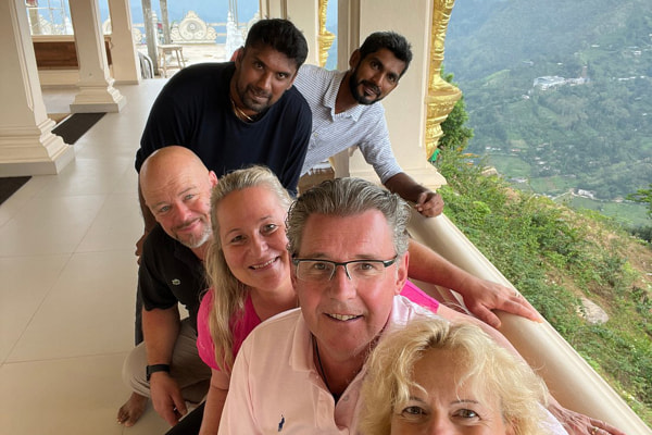 Sri Lanka Rundreise Urlauber entdecken Sri Lanka während einer Rundreise